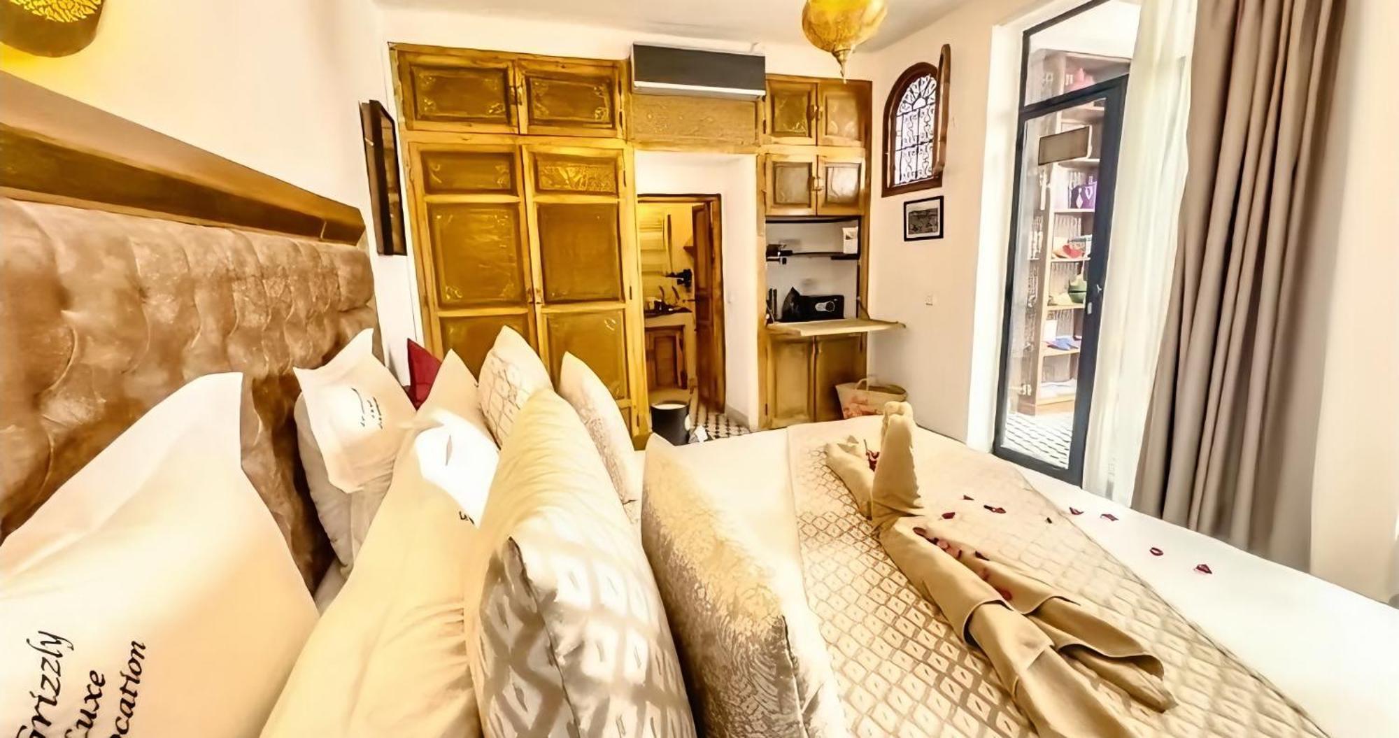 Luxe Location Le Grizzly Guest house *